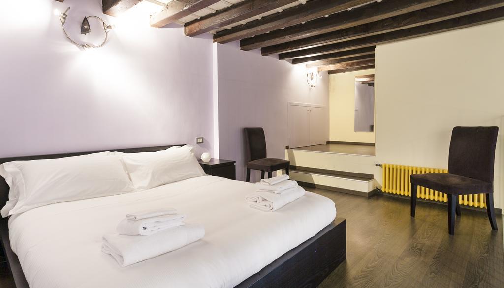 Italianway-Colombo 5 Leilighet Milano Eksteriør bilde